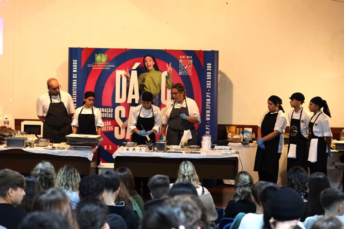 EPSM dinamiza Showcooking sobre Lanches Saudáveis 