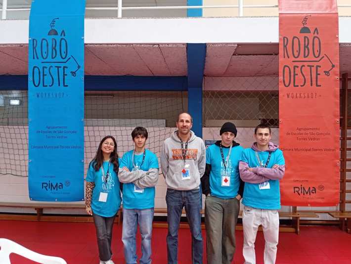 Electronics students win 1st Prize in Robô Oeste